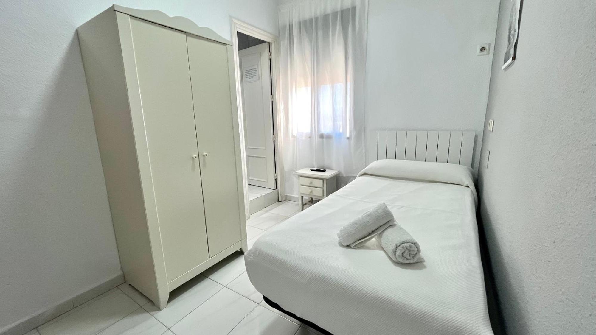 Aldea Quintana Hostal Carlos III מראה חיצוני תמונה